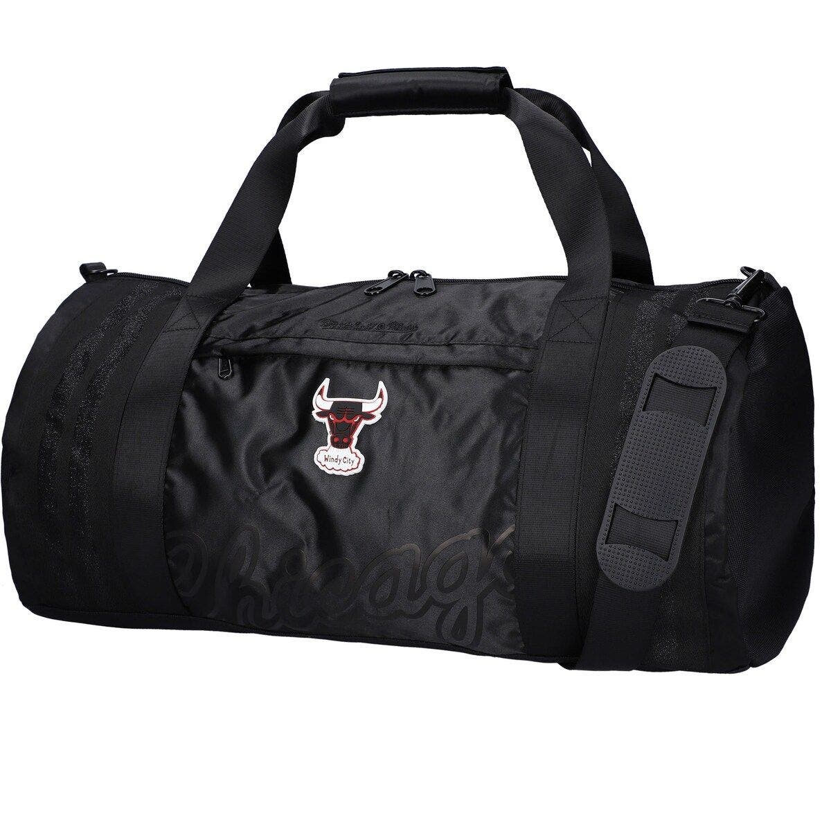 Mitchell & Ness Chicago Bulls Hardwood Classics Satin Duffel Bag, Main, color, 