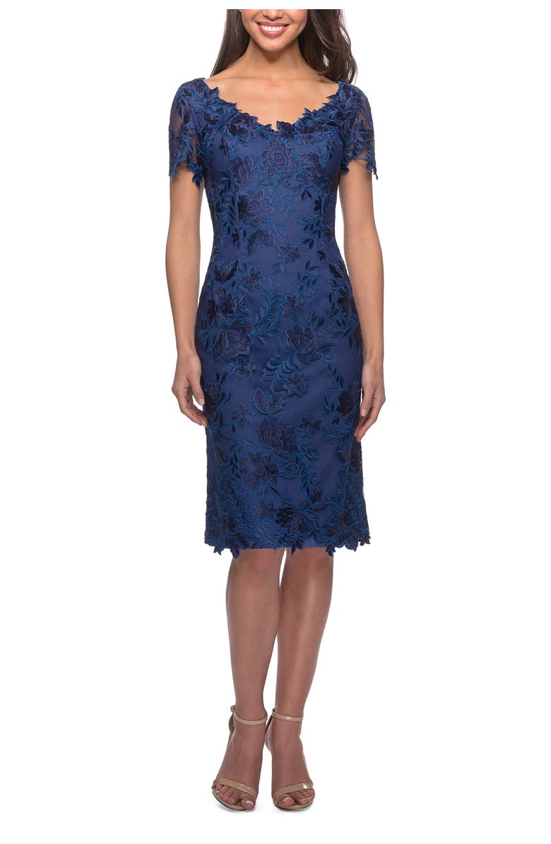La Femme Short Sleeve Knee Length Lace Dress with V-Neck, Main, color, Navy