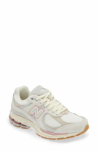 New Balance Gender Inclusive 2002R Sneaker