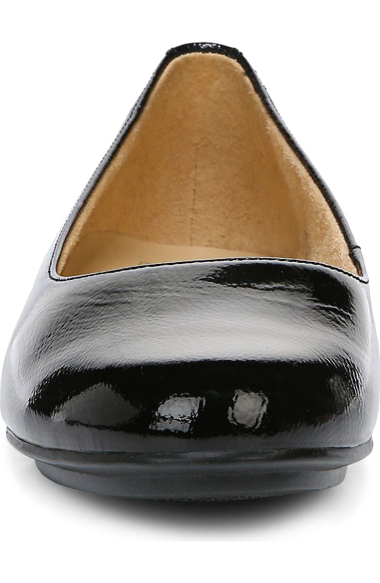 Naturalizer Maxwell Skimmer Flat, Alternate, color,