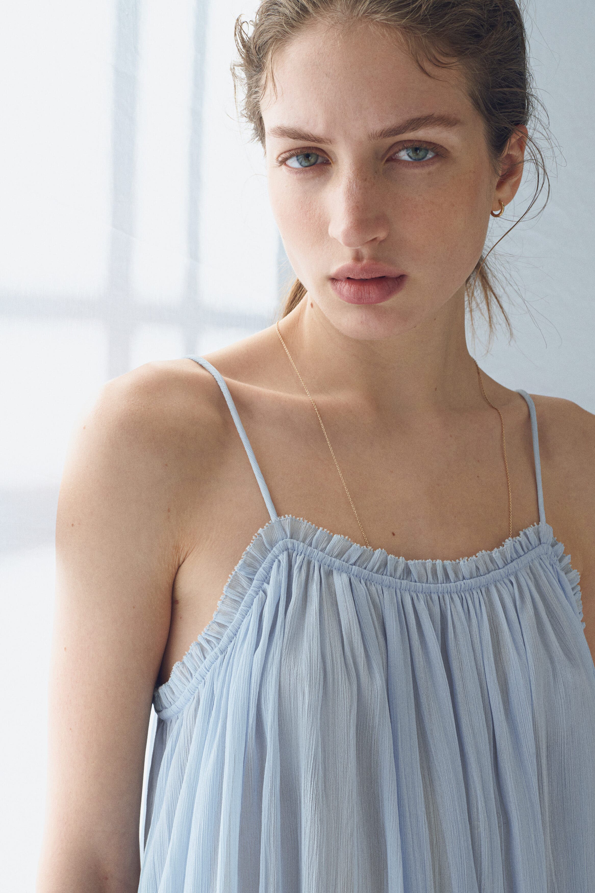 Lace-trimmed chiffon strappy dress - image 2