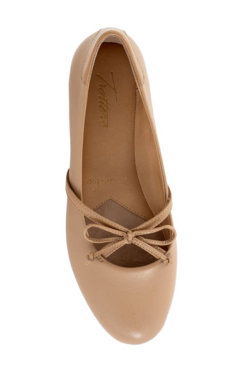 Trotters Carissa Ballet Flat In Beige