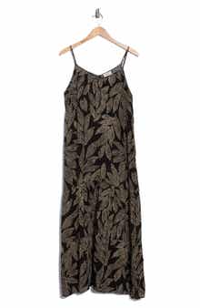 Elan Tiered Maxi Dress
