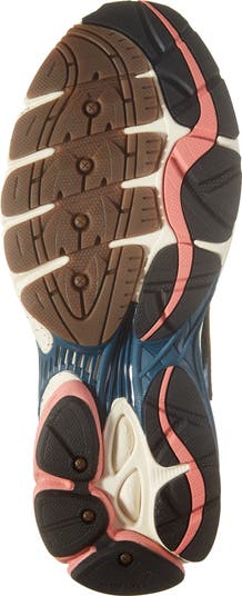Gender Inclusive ProGrid Omni 9 Sneaker