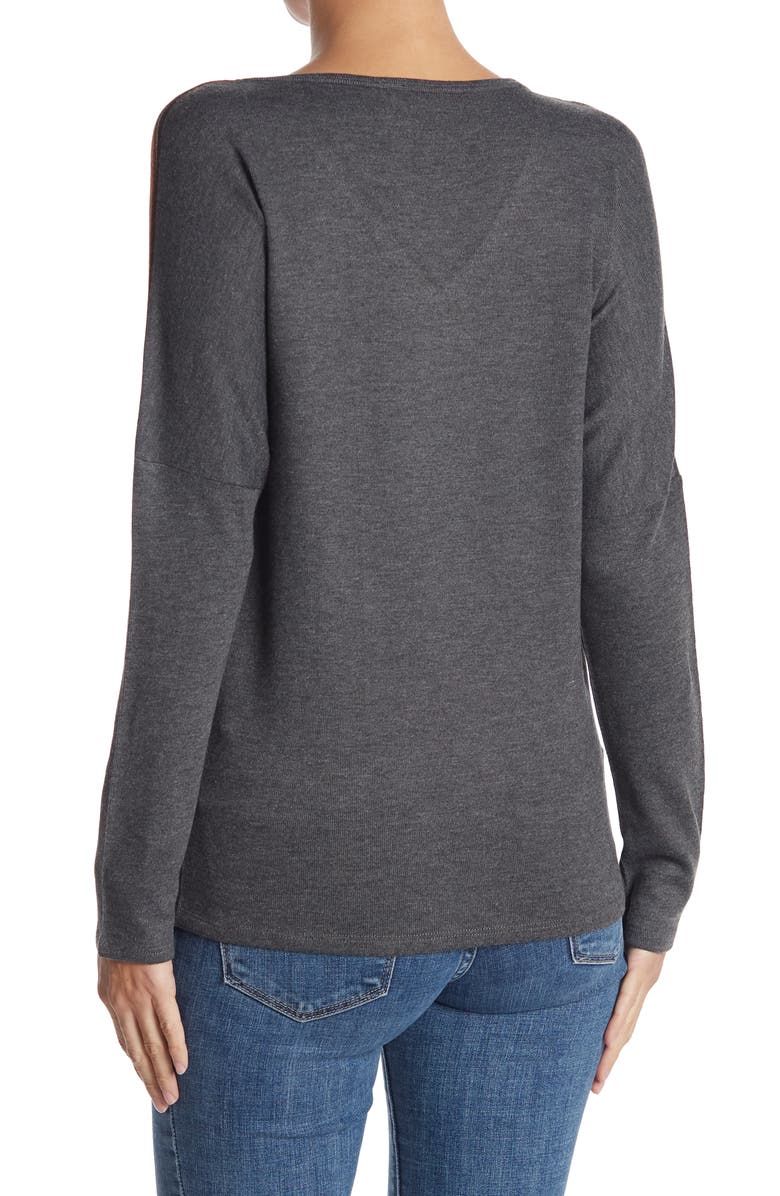 GO COUTURE Colorblock V-Neck Sweater, Alternate, color, Black Dye 1