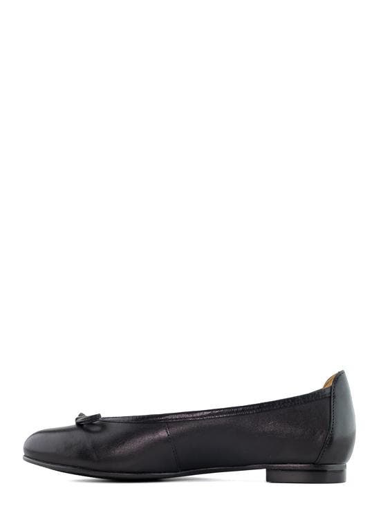 Marc Joseph New York Burton Ave Leather Tiebow Flat, Alternate, color, Black Napa