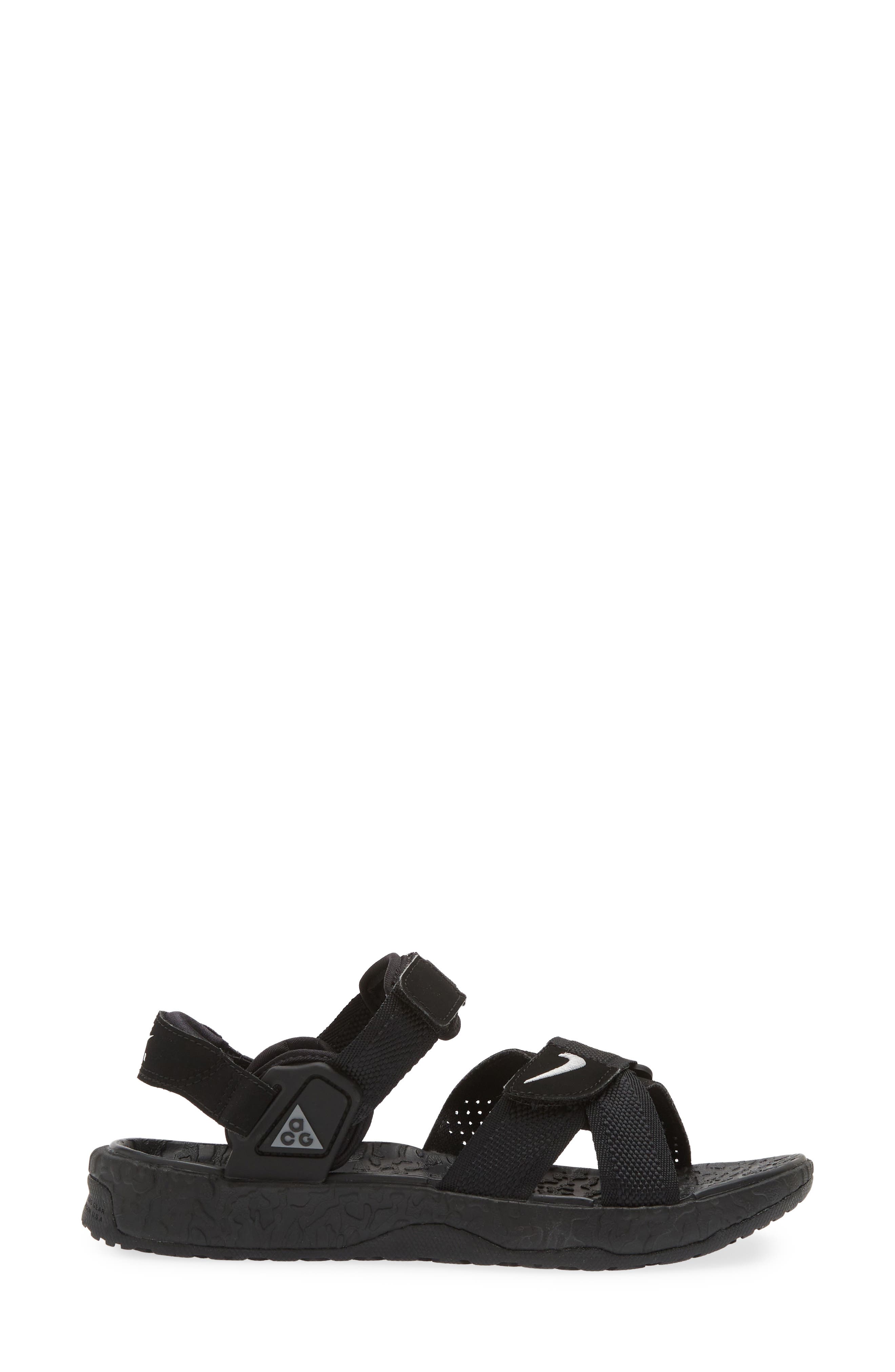 Nike ACG Air Deschutz+ Sandal, Alternate, color, 
