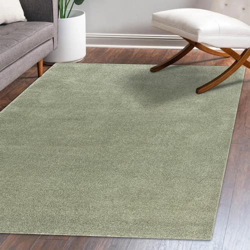 Jonathan Y Haze Solid Low-pile Area Rug In Jade/green