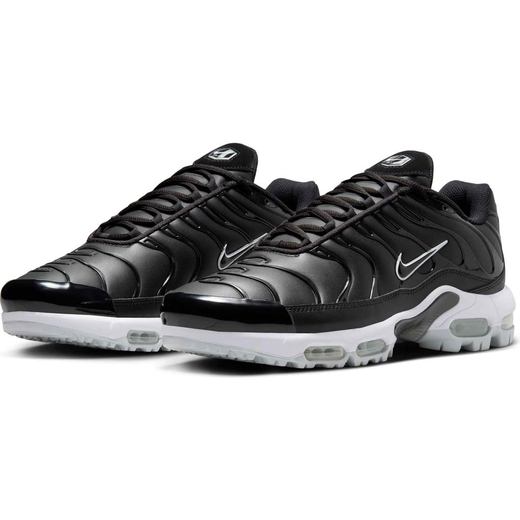 Nike Men's Air Max Plus G Golf Shoes In Black/gold/salsa Red