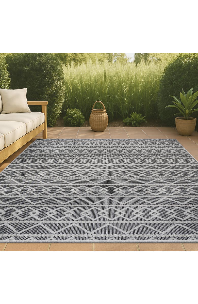 JONATHAN Y Aylan High-Low Pile Knotted Trellis Geometric Indoor/Outdoor Area Rug, Alternate, color, Black/Ivory