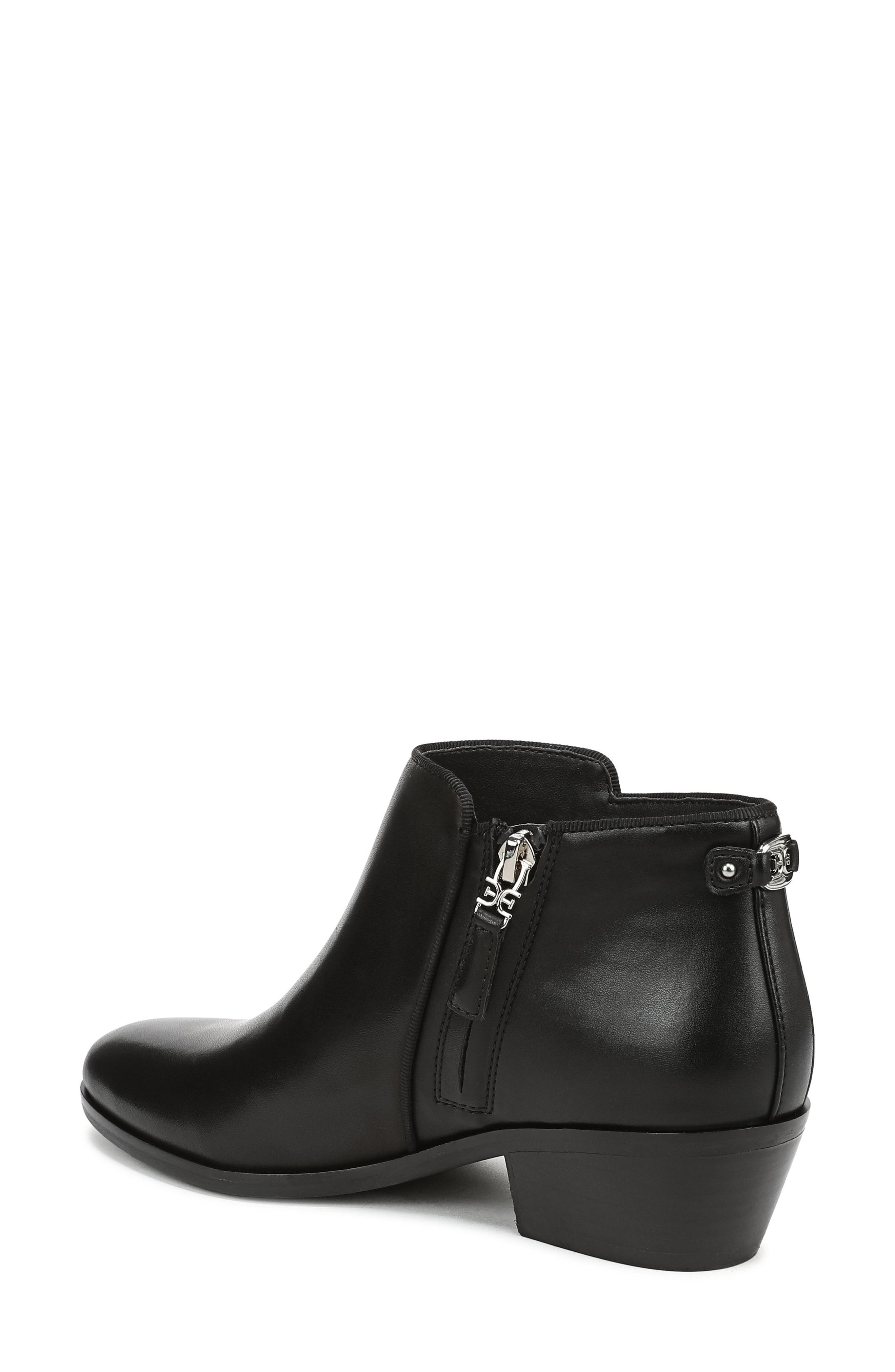 Petty Bootie - image 4