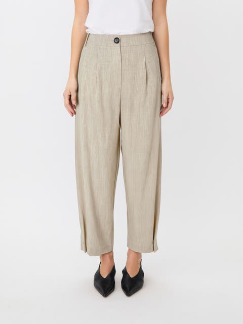 Mapunna High Rise Pleated Trousers
