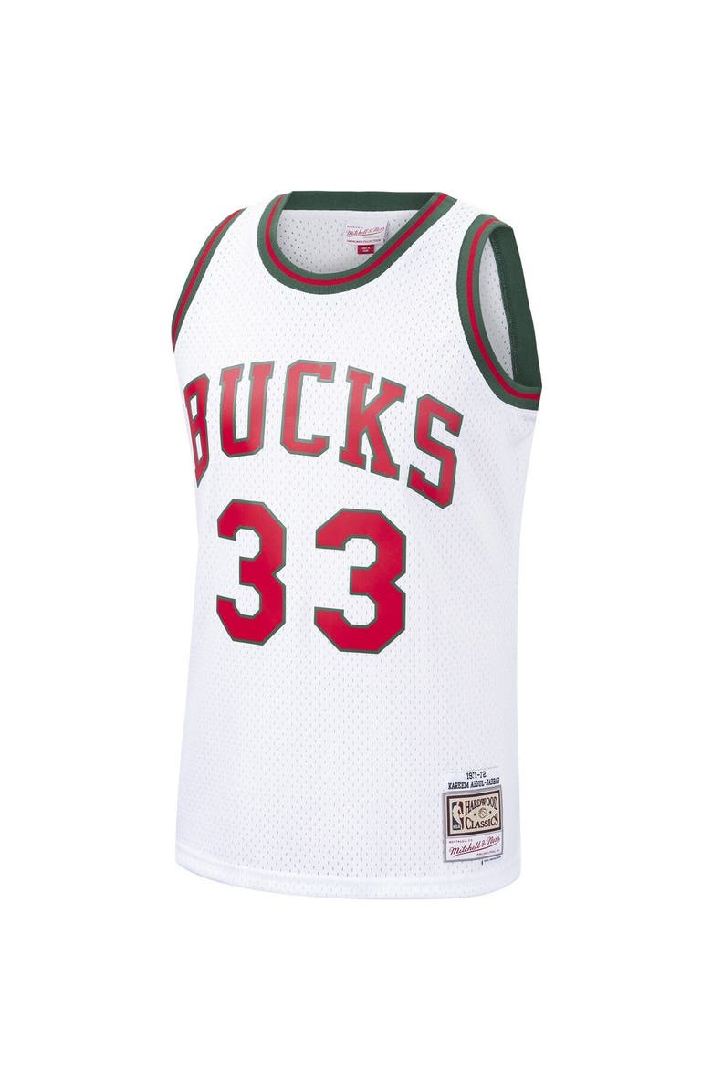 Mitchell & Ness Men's Mitchell & Ness Kareem Abdul-Jabbar White Milwaukee Bucks 1971/72 Hardwood Classics Swingman Jersey, Alternate, color, 