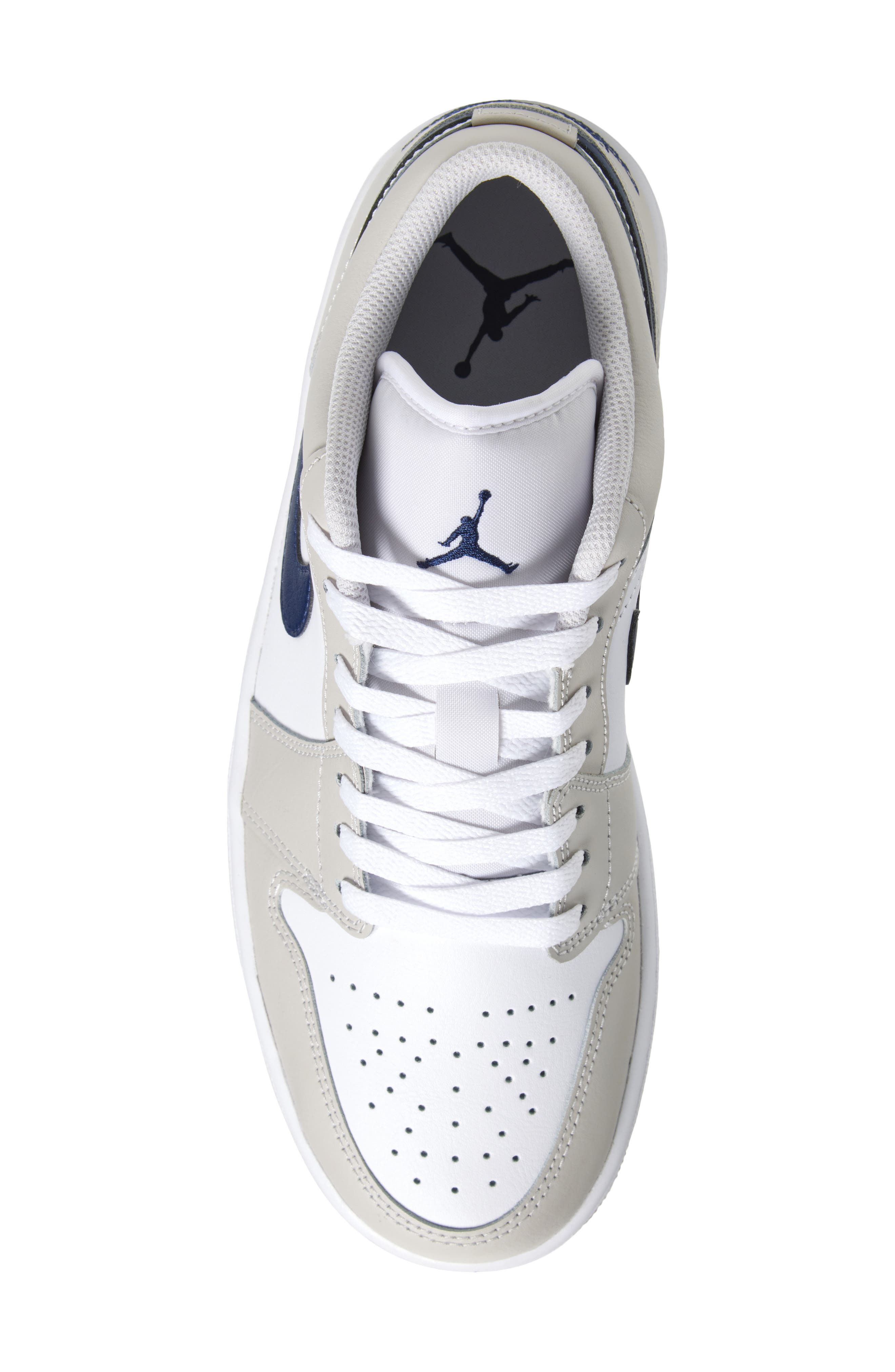 Jordan Air Jordan 1 Low Basketball Sneaker, Alternate, color, 146 White/Mnnavy