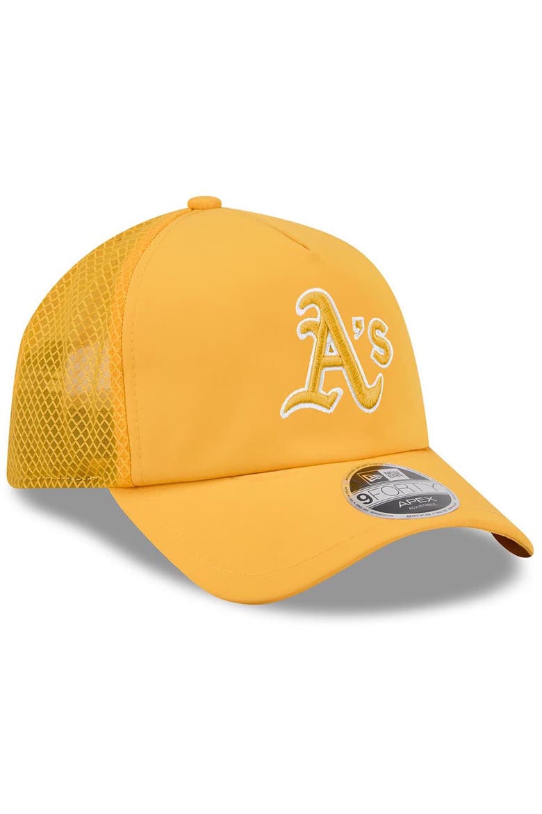 Men's New Era Gold Athletics 2026 Batting Practice Apex 9FORTY Adjustable Trucker Hat, Alternate, color, Gold