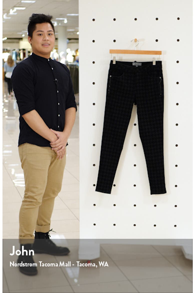 Ab-Solution Side Zip Crop Skinny Jeans (Nordstrom Exclusive) video