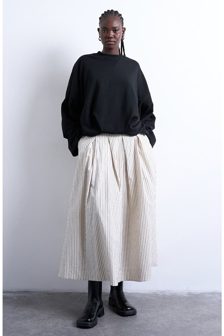 Balloon Hem Sweatshirt, Alternate, color, BLACK