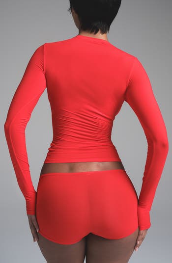 Fits Everybody Long Sleeve T-Shirt