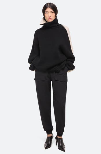 Tapered Cargo Pants