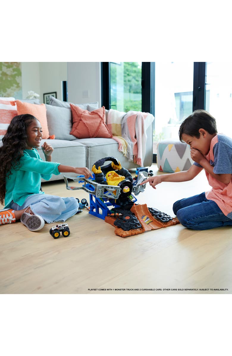 Mattel Hot Wheels<sup>®</sup> Monster Trucks Arena World Championship Set, Alternate, color, 