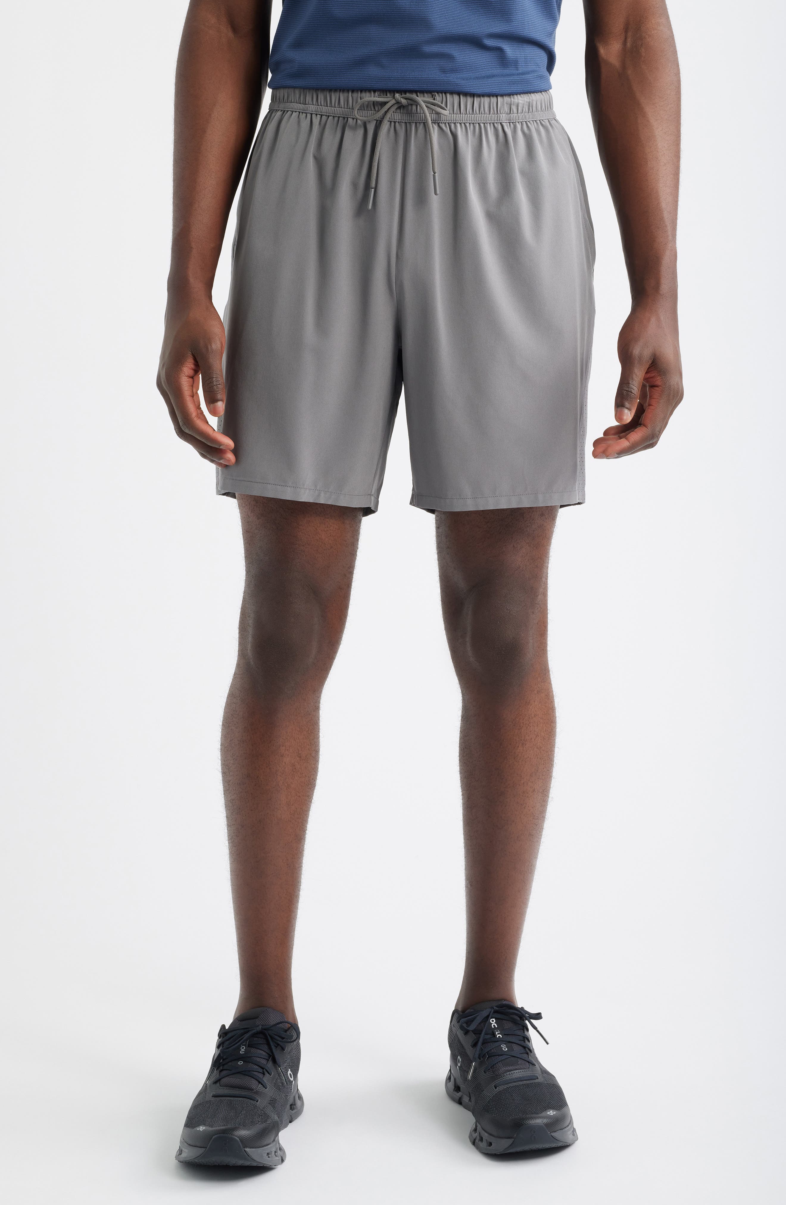 Zella Zelstretch 7-Inch Perforated Shorts