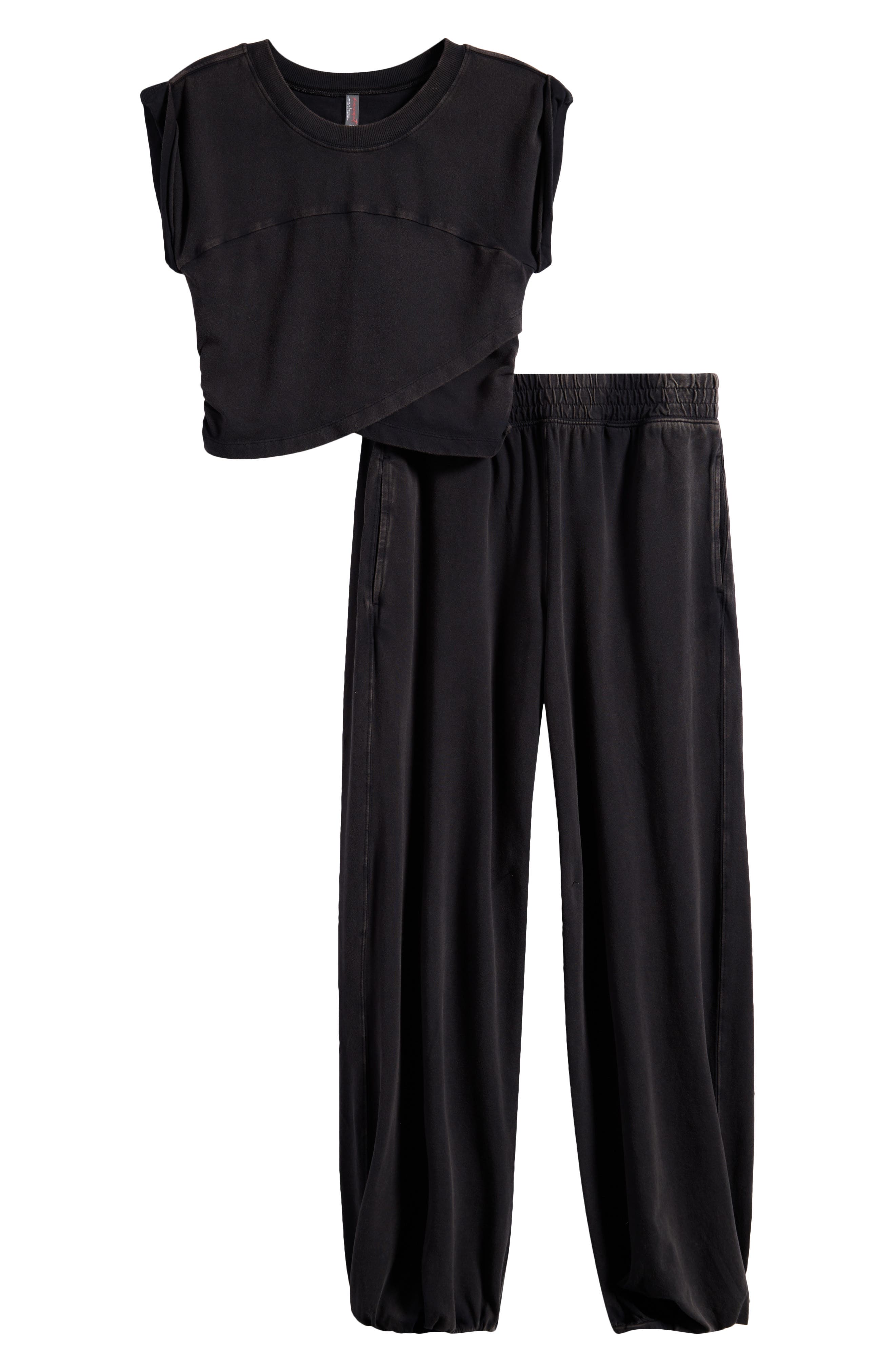 Женские Free People FP Movement Hot Shot Crossover T-Shirt & Joggers Set — фото 5