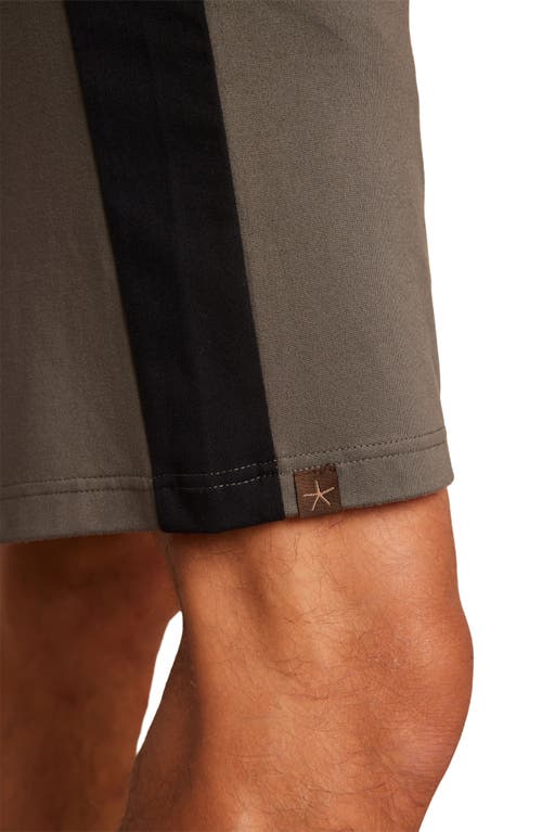 BAREFOOT DREAMS BAREFOOT DREAMS MALIBU COLLECTION® BUTTERCHIC TRACK SHORTS