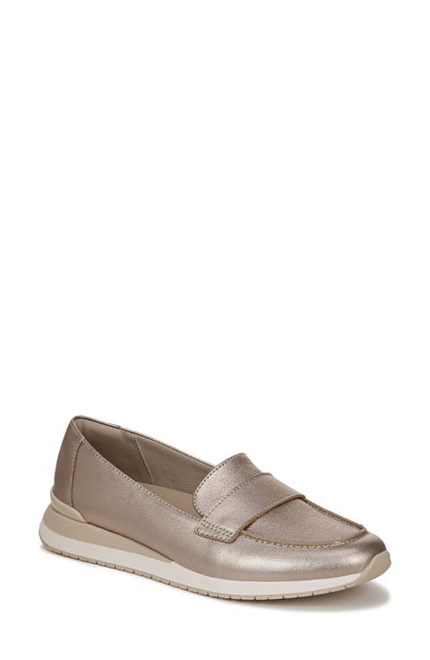 Lucy Loafer Flat (Women)