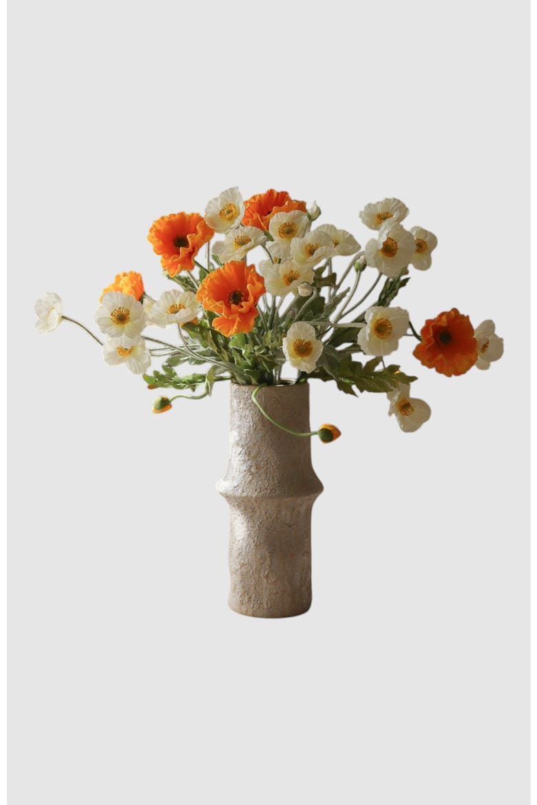 Daylight, Main, color, White
