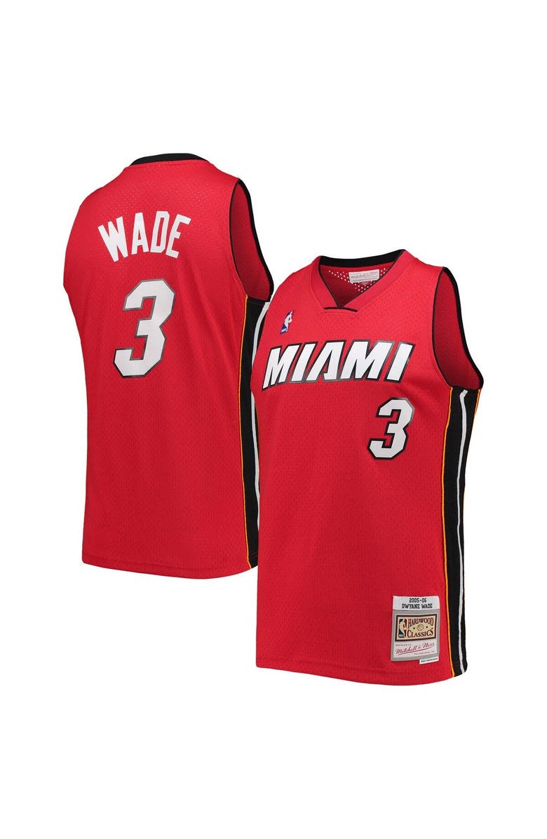 Mitchell & Ness Men's Mitchell & Ness Dwyane Wade Red Miami Heat Big & Tall Hardwood Classics 2005/06 Swingman Jersey, Main, color, 