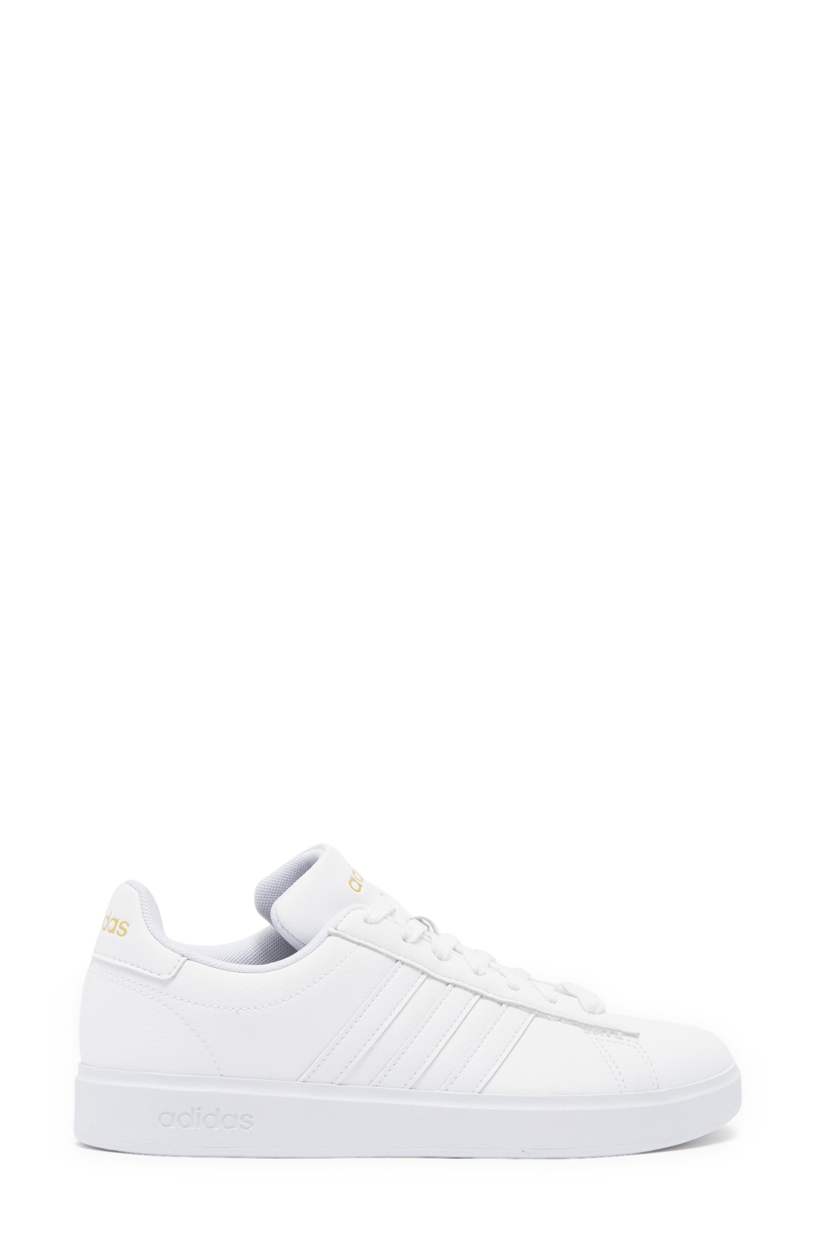 adidas Grand Court 2.0 Sneaker, Alternate, color, White/ White/ Gold Met.