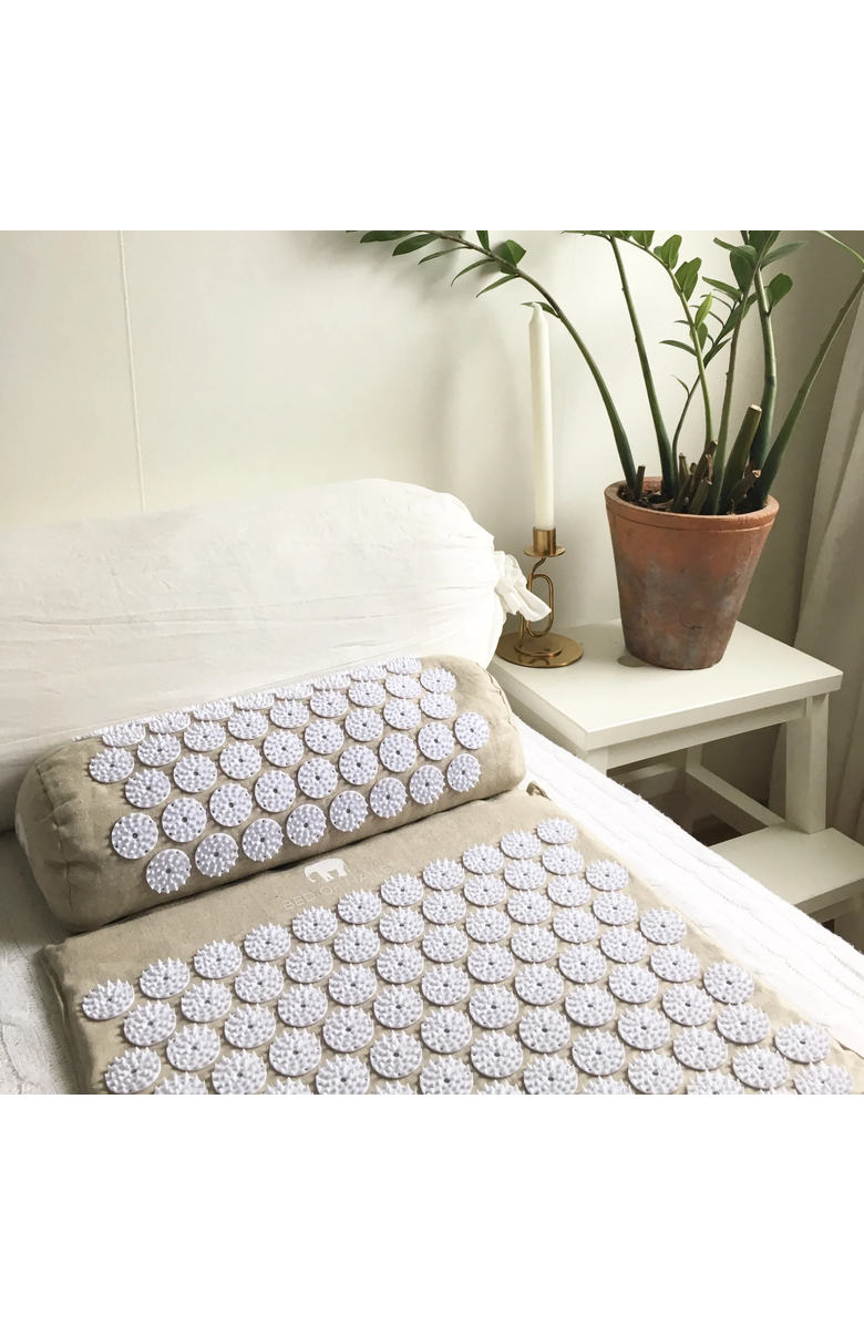 BED OF NAILS Bon Original Acupressure Eco Mat and Pillow Set, Alternate, color, NO COLOR