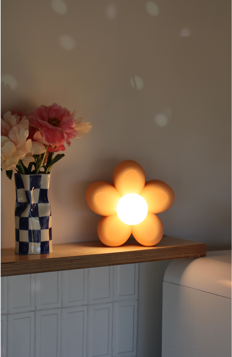 Sofiest Designs Daisy Lamp, Alternate, color, Orange Peel