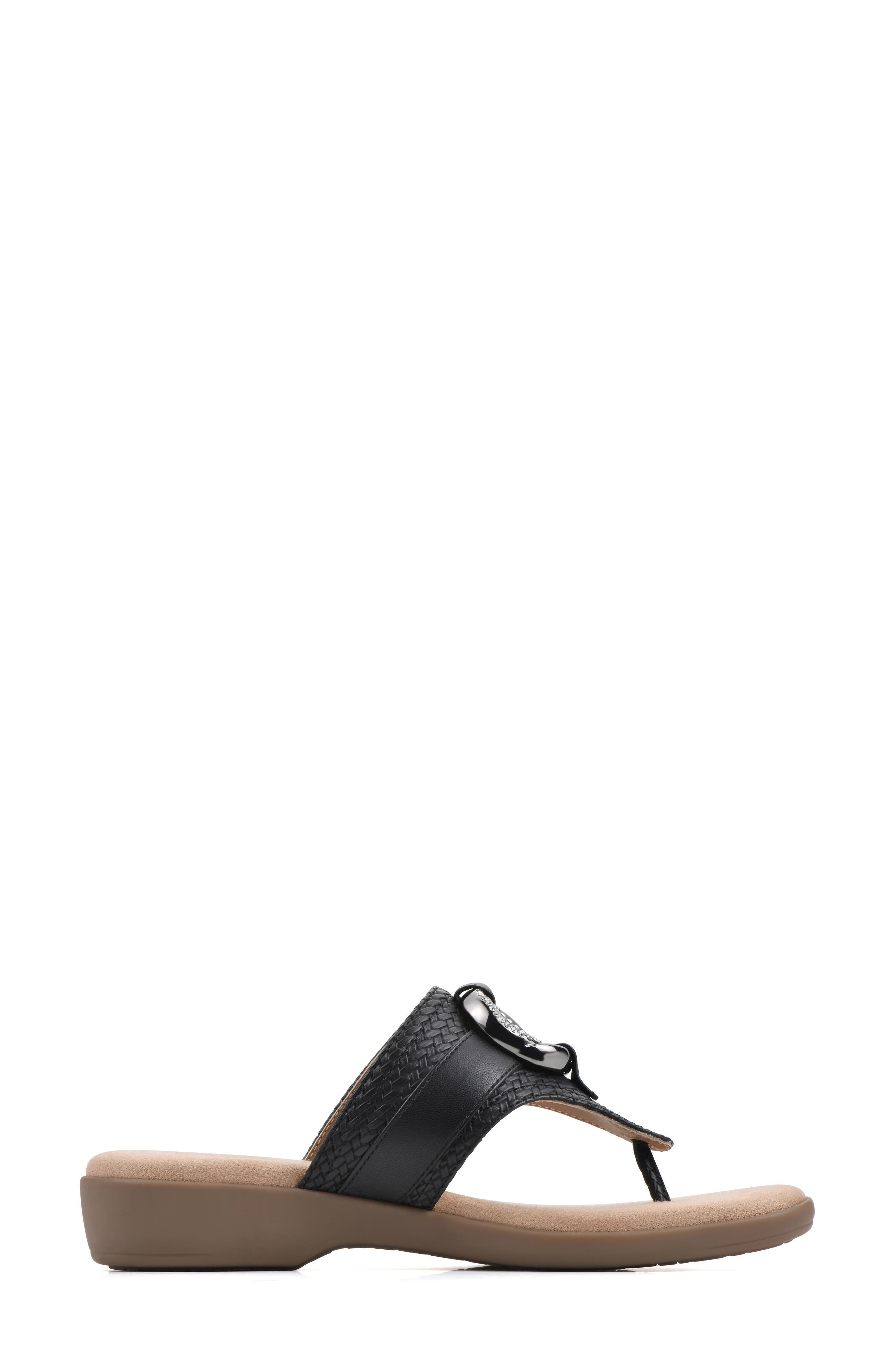 CLIFFS BY WHITE MOUNTAIN Benedict Wedge Thong Sandal, Alternate, color, Black/ Woven