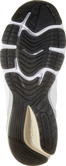 990 v6 Core Running Shoe