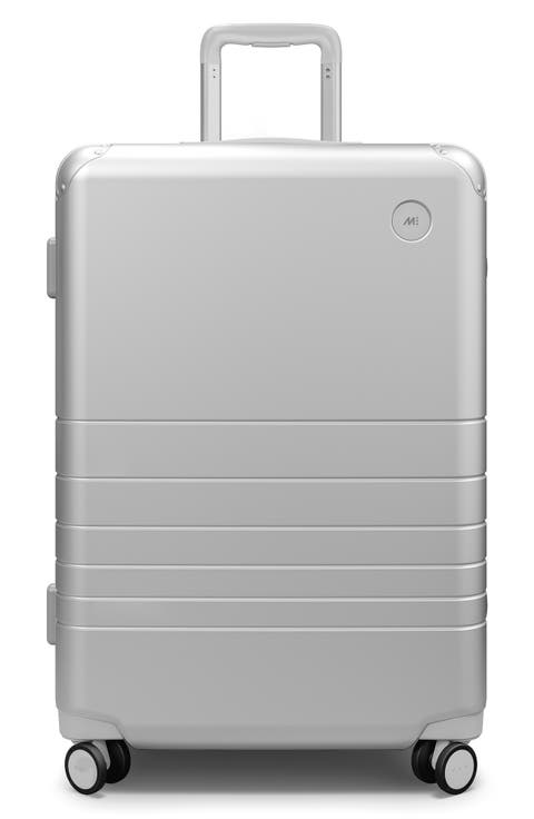 27-Inch Medium Hybrid Spinner Check-In