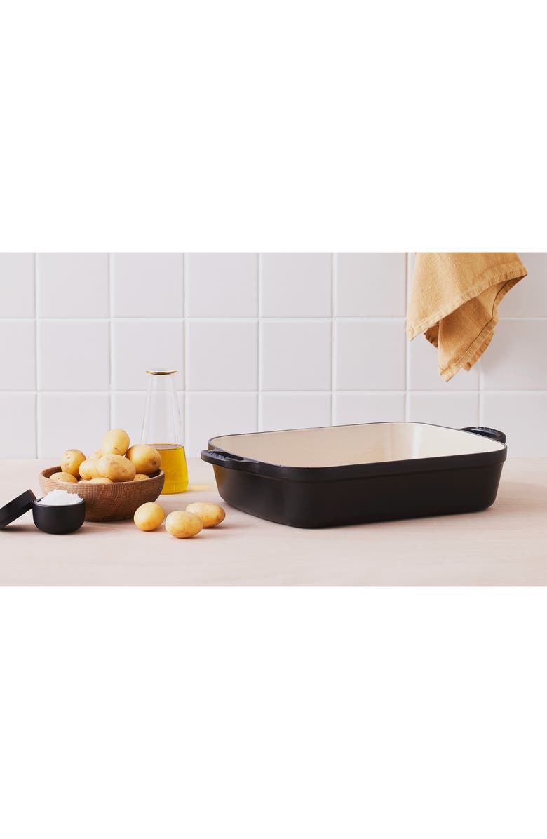 Le Creuset Signature 3 Quart Enameled Cast Iron Roaster, Alternate, color, Licorice