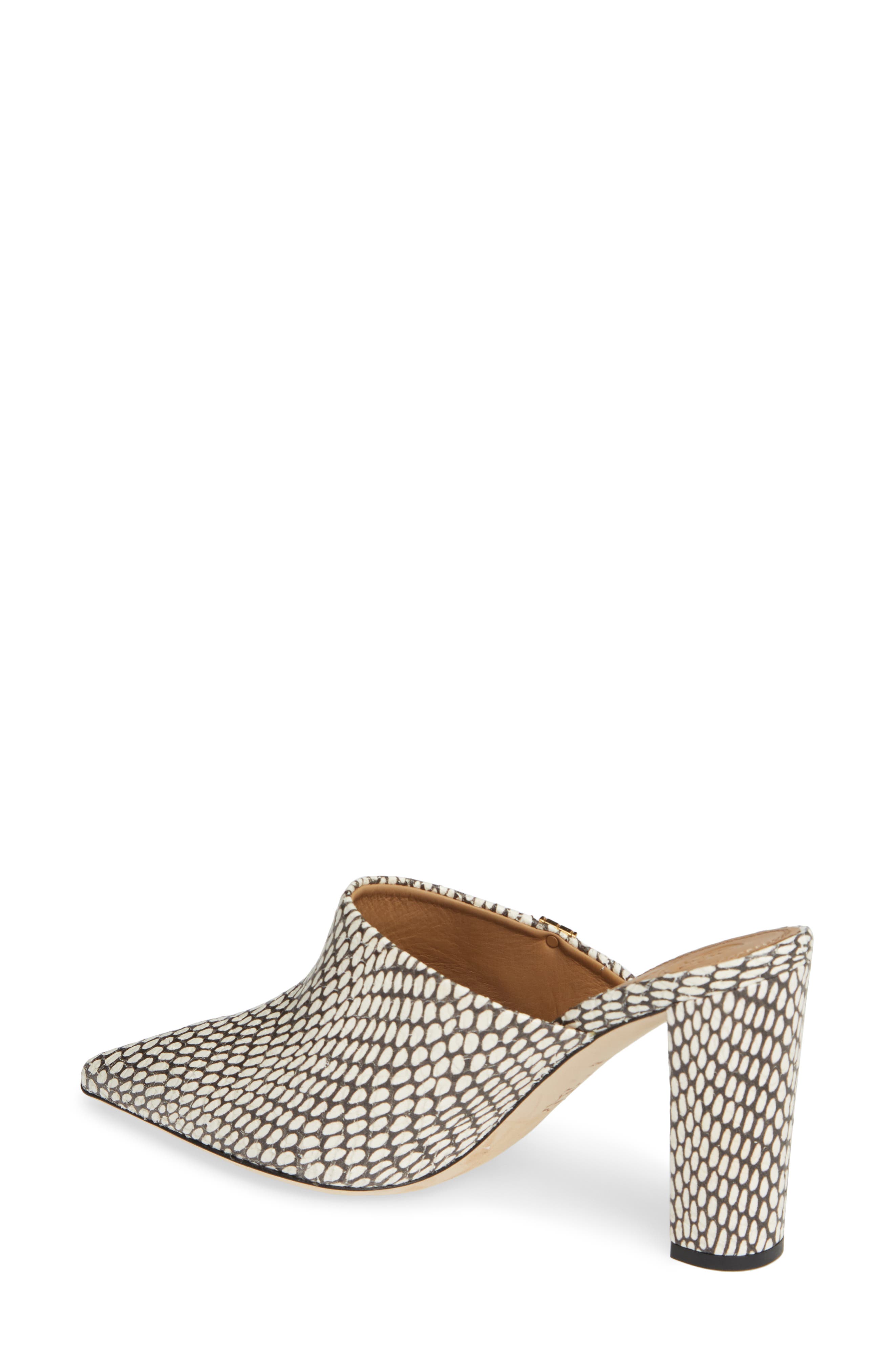 Penelope Mule, Alternate, color, KING COBRA