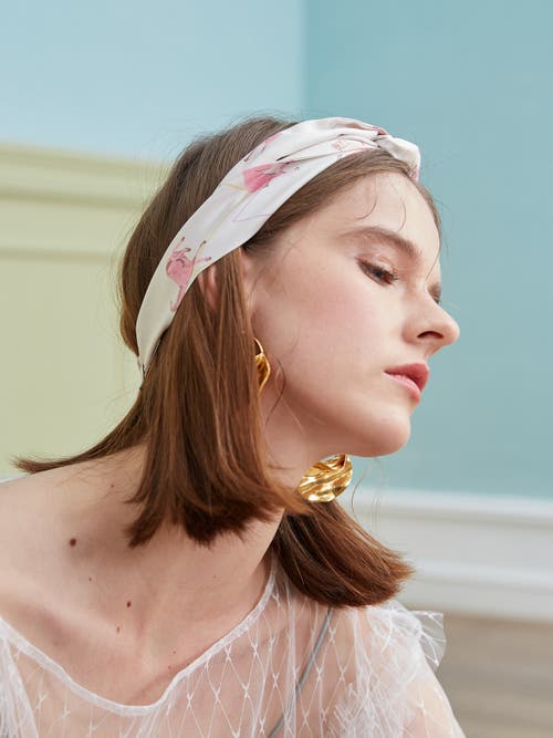 Lost Pattern Nyc "antelope" Silk Skinny Scarf In White