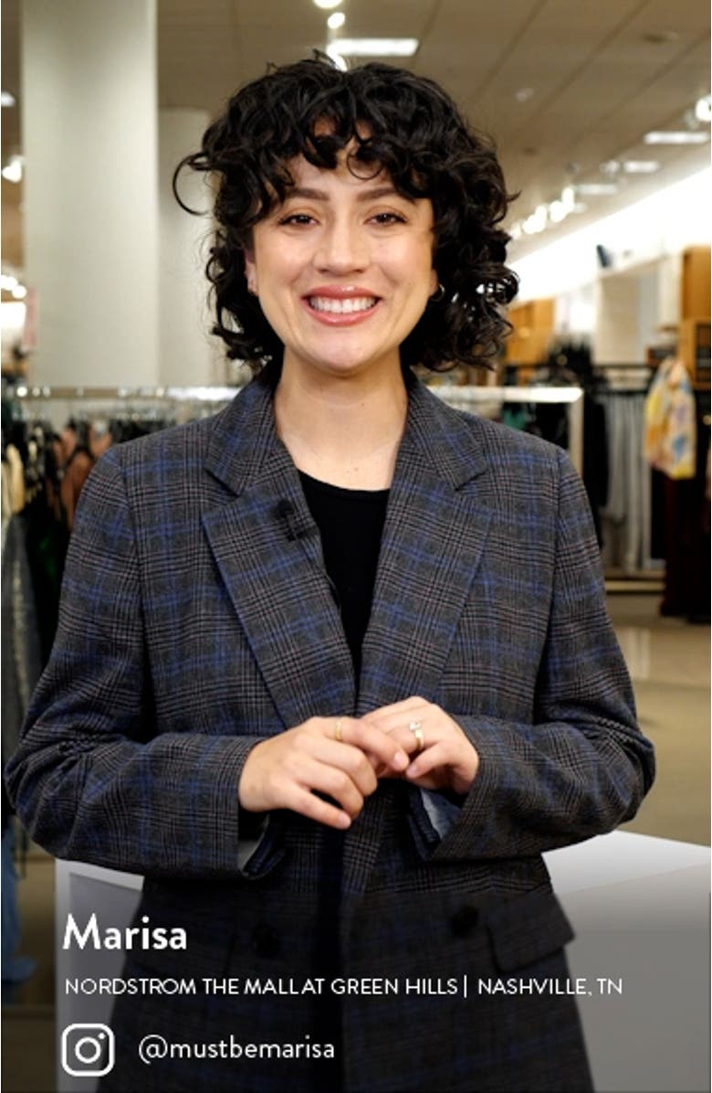 BLG 14K Gold Hammered Hoop Earrings, sales video thumbnail