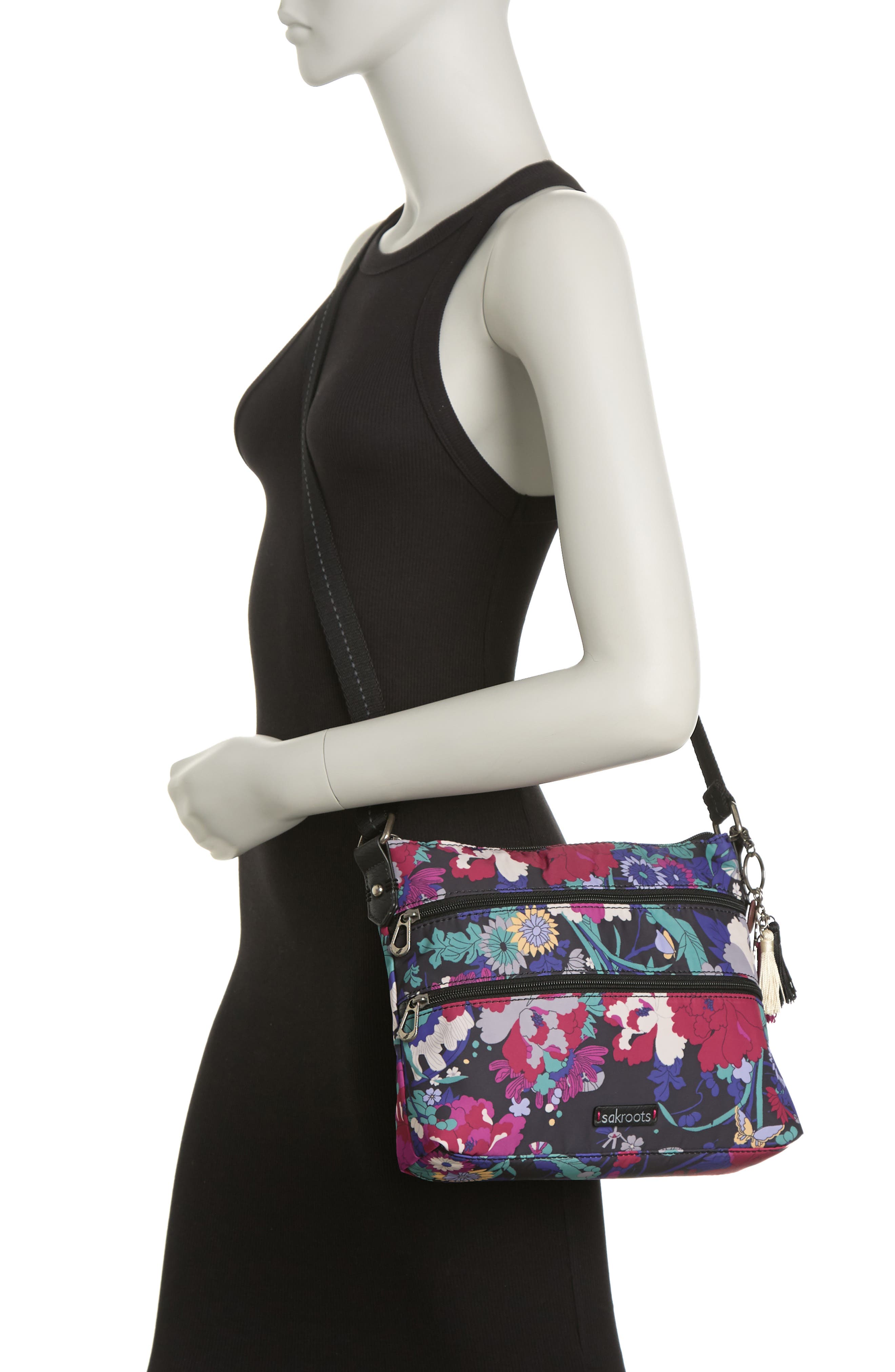 Sakroots Artist Circle Basic Crossbody Bag, Alternate, color, 