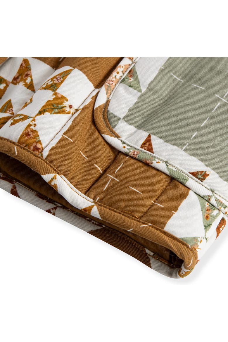 Quilted Vest, Alternate, color, Quilt