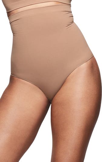 【関税込み】SKIMS ブリーフ SKIMS Seamless Sculpt High Waist Briefs | Nordstrom