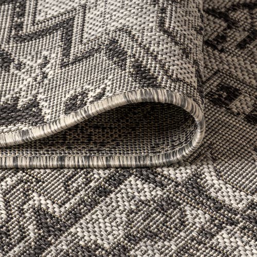 Jonathan Y Estrella Bohemian Medallion Textured Weave Indoor/outdoor Area Rug In Black/gray