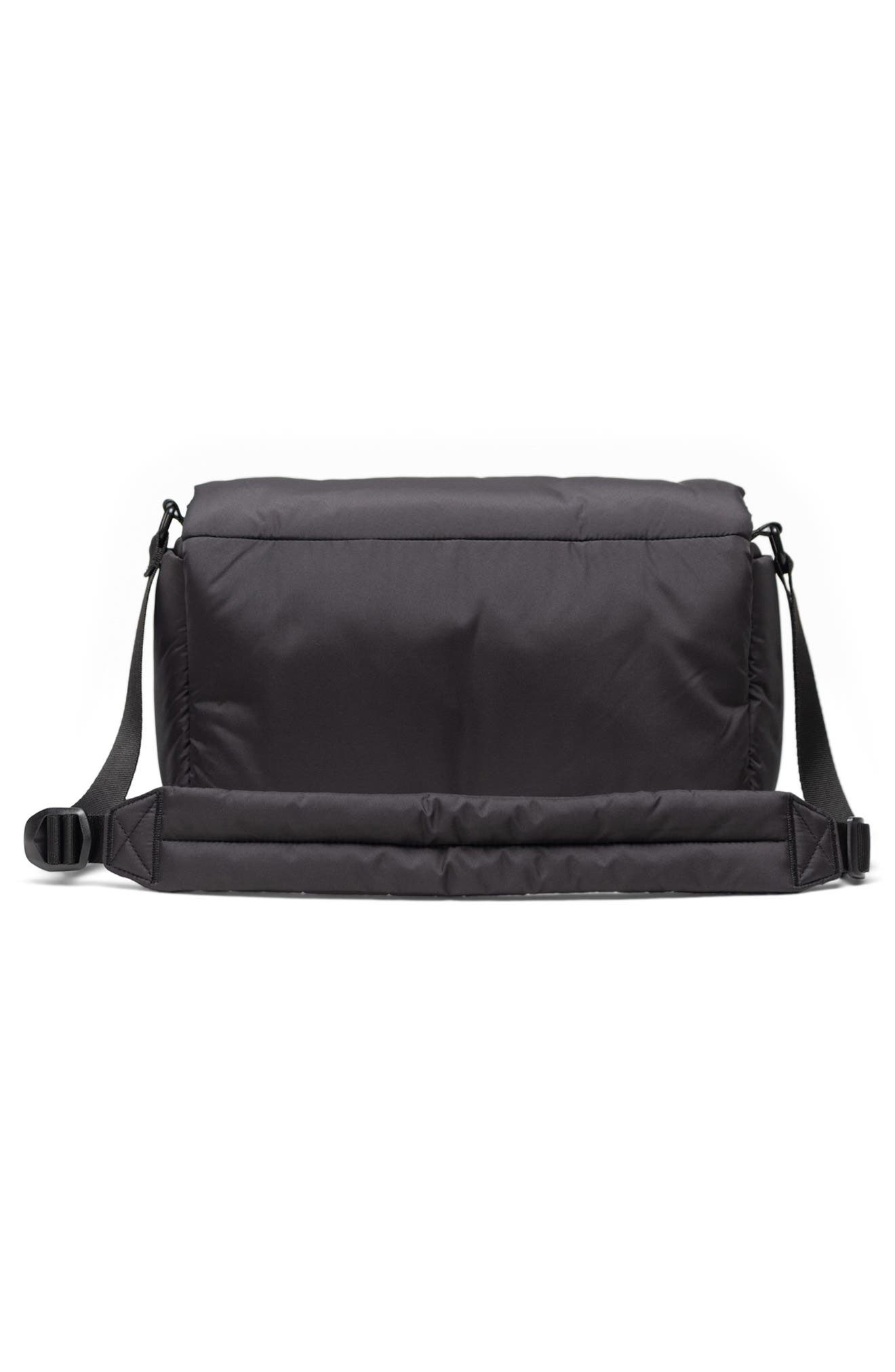 Herschel Supply Co. Cloudform 6-Liter Crossbody Bag, Alternate, color, Black