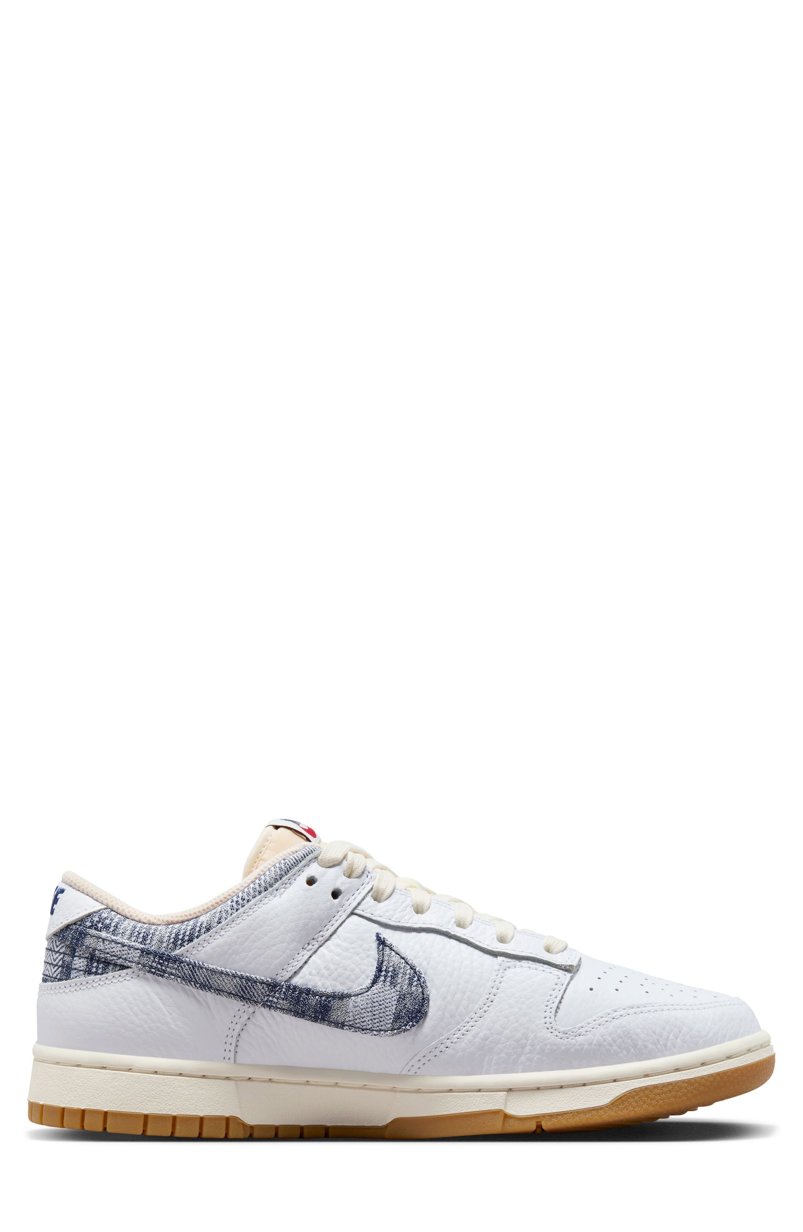 Nike Dunk Low Basketball Sneaker, Alternate, color, 