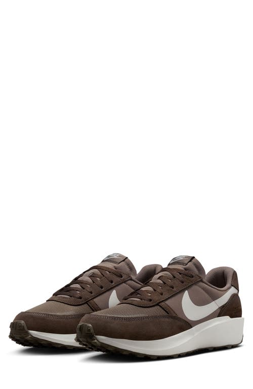 NIKE NIKE WAFFLE DEBUT SNEAKER