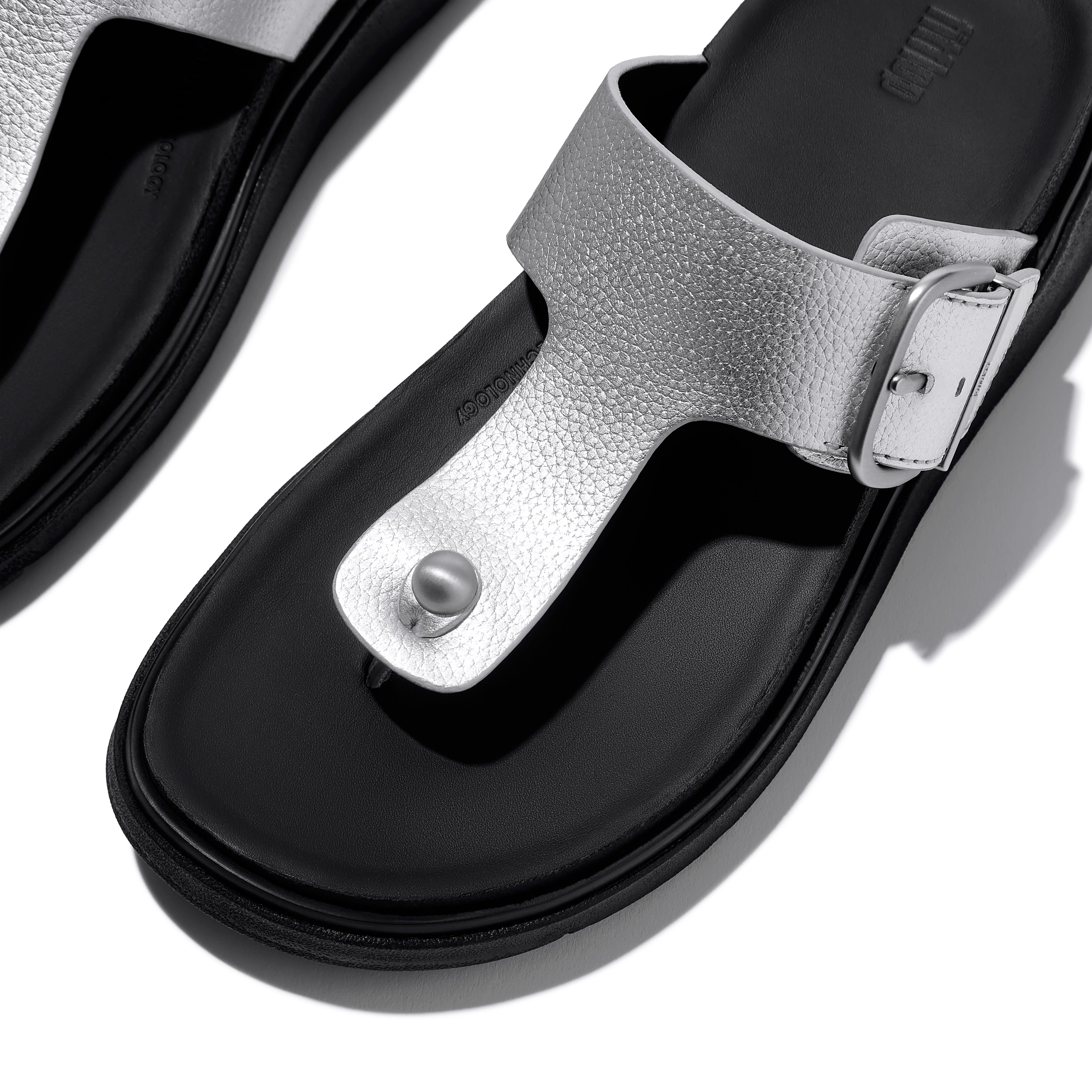 FitFlop Gen FF Buckle Tumbled Leather Toe Post Sandals, Alternate, color, Silver