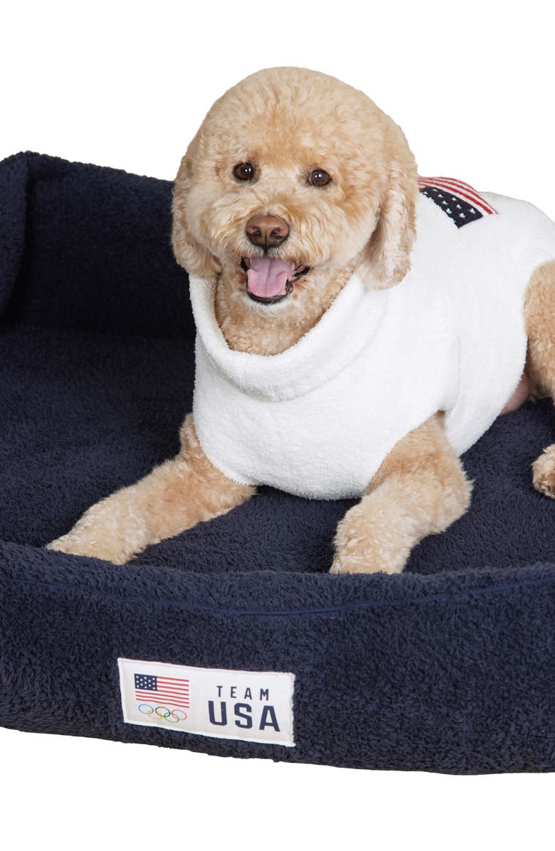 Barefoot Dreams<sup>®</sup> CozyChic<sup>®</sup> Flag Pet Bed, Alternate, color, Indigo
