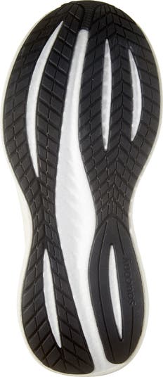 x Nordstrom Triumph 22 Running Shoe
